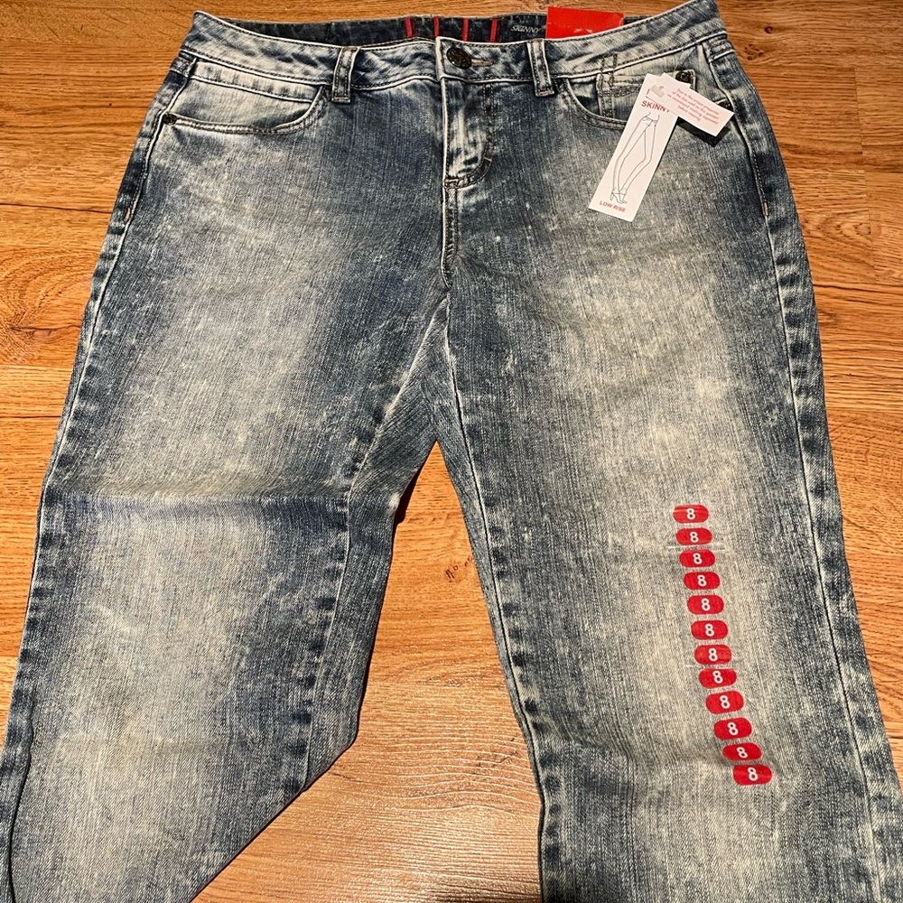 Elle Skinny Acid Washed Jeans - Picture 9 of 13